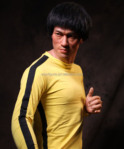 La figura de cera de estrella de cine Kung Fu más famosa del mundo a la venta - Product Image 4