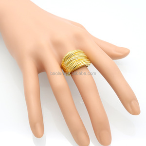 <span class=keywords><strong>Chirurgico</strong></span> Femminile di Lusso Genuino Gioielli In <span class=keywords><strong>Acciaio</strong></span> Inossidabile Colore Dell'oro A Più Strati Anelli di Cerimonia Nuziale Per Le Donne - Product Image 5