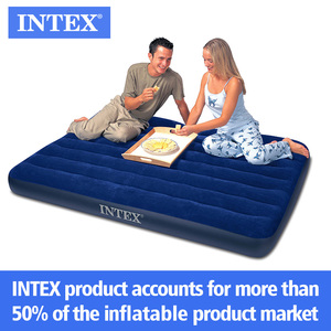 [ SOLDE ] <span class=keywords><strong>Matelas</strong></span> <span class=keywords><strong>Gonflable</strong></span> <span class=keywords><strong>INTEX</strong></span> 64758 Full Classic Downy pour Camping, Bureau, Lit Pliant Individuel, Lit de Voiture - Product Image 5