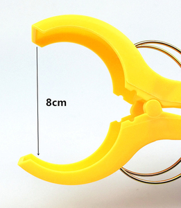 Vente en gros OEM <span class=keywords><strong>de</strong></span> pinces à serviettes <span class=keywords><strong>de</strong></span> plage colorées, grandes, 8 paquets, pour chaises <span class=keywords><strong>de</strong></span> plage, transats <span class=keywords><strong>de</strong></span> piscine - Product Image 4