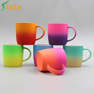 Tazza rivestita in gomma Soft Touch Souvenir New Bone China vari colori