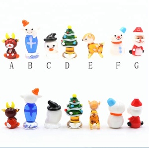 ムラノアートガラス工芸品サンタクロース彫刻手作り雪だるまかわいい鹿動物クリスマスのための小さなクリスマスツリーの置物 - Product Image 3