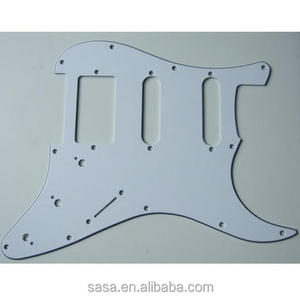 Tipo di importazione a 11 fori ST/battipenna per guardia di chitarra ST - Product Image 6