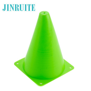7-pulgadas Set de 10 de los deportes de plástico conos de tráfico formación conos de fútbol equipo de entrenamiento - Product Image 2