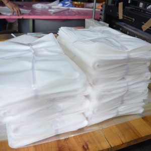 <span class=keywords><strong>China</strong></span> fabrica al por mayor reciclaje ecologico PE LDPE claro don piso sellado térmico transparente Poly envases de plástico bols - Product Image 6