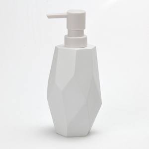 Accesorios de baño de poliresina blanca de cilindro redondo de marca - Product Image 5