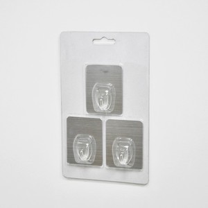 Petit crochet adhésif carré en plastique réutilisable et écologique, lot de 3 - Product Image 1