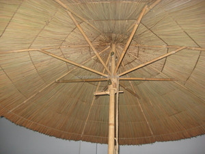 PARAGUAS MODERNAS DE PALMERA DE HOJA DE PALMA Y HIERBA MARINA para HOTEL Y PARQUE-EL PRECIO MÁS BARATO - Product Image 2