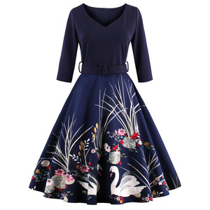 Robes de soirée noires rétro à imprimé cygnes, ventes chaudes - Product Image 3