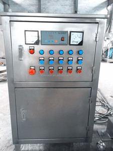 Machine à broyer les fleurs d'hibiscus séchées, les feuilles de <span class=keywords><strong>moringa</strong></span>, les herbes et les légumes pour la fabrication de poudre - Product Image 4