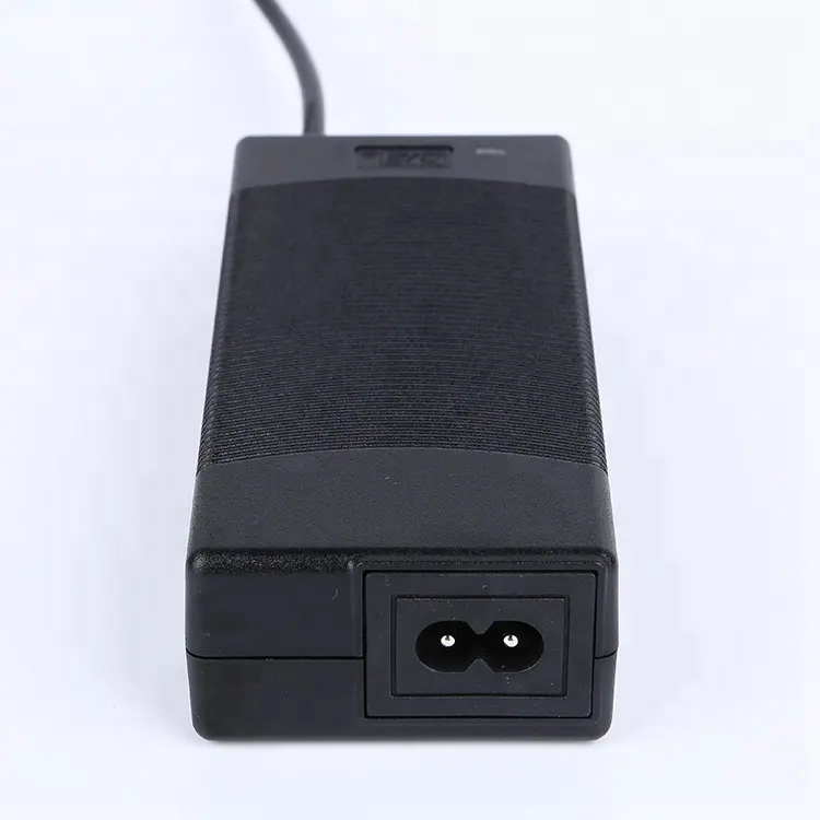 CE UL証明書付きポータブル12V2A電気玩具カーバッテリー充電器