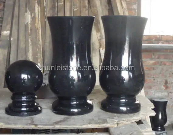 Vasos de granito e mármore para cemitério