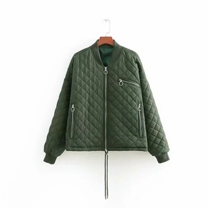 Женская стеганая зимняя куртка-бомбер высокого качества - Product Image 4