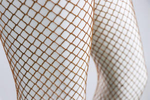 कस्टम रंग कार्निवल सूट गोल्डन ग्लिटर चमकदार फिशनेट स्टॉकिंग्स गोल्डन महिला टिट्स - Product Image 3