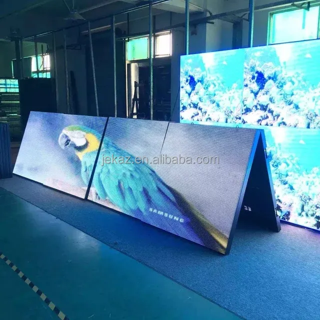 P8 single side/double sided digital signs display with 6'x3'/8'x4' with wireless remote control WIFI/3G/USB/GPS