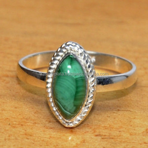 Solide. Bague en forme de marquise en malachite véritable en argent sterling 925 Bijoux faits à la main Grossiste Fabrication CASA De PLATA - Product Image 1