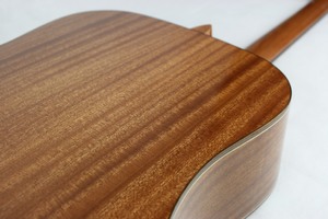 Chitarra Acustica Artigianale di Colore Naturale, Produzione Cinese - Product Image 4