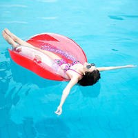 Bouée de piscine gonflable en PVC bon marché pour adultes LC KISS, bouée de piscine en forme de lèvres rose doré, jouets flottants pour fête