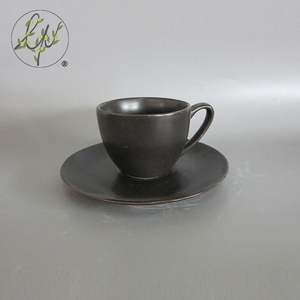 Glaze Mat Café Et Thé Mini Tasse Et Soucoupe Ensemble - Product Image 1