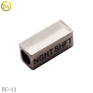 कस्टम लोगो बनाने वाली हुडी धातु स्ट्रिंग स्टॉपर परिधान धातु अंत ताला - Product Image 4