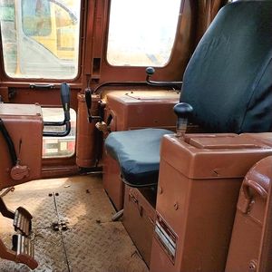 Bulldozer sur chenilles CAT D6D d'occasion fiable Boîte de vitesses essentielle d'origine USA Caterpillar Dozer pour les projets miniers de construction - Product Image 5