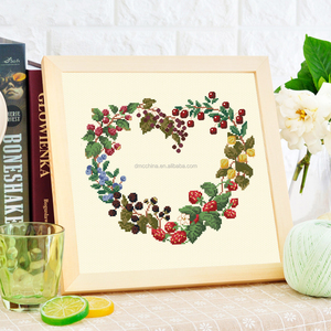 Kit per Ricamo <span class=keywords><strong>a</strong></span> <span class=keywords><strong>Punto</strong></span> <span class=keywords><strong>Croce</strong></span> Fai-da-Te DMC, Set con Sette Frutti <span class=keywords><strong>a</strong></span> Forma di Cuore, Vendita Diretta dalla Fabbrica, Flora - Product Image 1