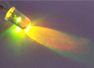 Czinelight Clear Lens Blinking <span class=keywords><strong>Light</strong></span> <span class=keywords><strong>Led</strong></span> Diodes Rgb Emitting Brightness 2pins Through Hole 5mm Signal Diode 5mm Round Photo Red