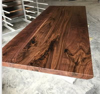 Dessus de table rustique en bois massif, noyer noir pour restaurant
