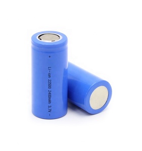 Batería recargable de iones de litio Li-ion <span class=keywords><strong>22500</strong></span> 3.7V 2400mAh de alta calidad, marca OEM, celda de batería de iones de litio de parte superior plana para venta al por mayor - Product Image 1