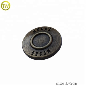 Antique <span class=keywords><strong>Brass</strong></span> stamping logo kim loại nút may số lượng lớn nút cho phụ nữ áo khoác - Product Image 2