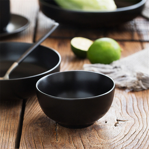 <span class=keywords><strong>Vajilla</strong></span> de Lujo Personalizada de Estilo Nórdico Europeo, Juego de Platos para Restaurante, <span class=keywords><strong>Vajilla</strong></span> Negra <span class=keywords><strong>Mate</strong></span> al por Mayor, Juego de Cena de Cerámica de 16 Piezas - Product Image 6