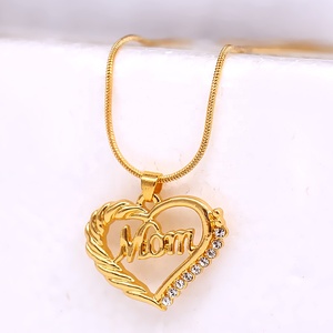 Felice <span class=keywords><strong>festa</strong></span> <span class=keywords><strong>della</strong></span> <span class=keywords><strong>mamma</strong></span> il miglior regalo di <span class=keywords><strong>gioielli</strong></span> <span class=keywords><strong>per</strong></span> <span class=keywords><strong>la</strong></span> collana a catena di serpente con ciondolo a cuore di cristallo - Product Image 1