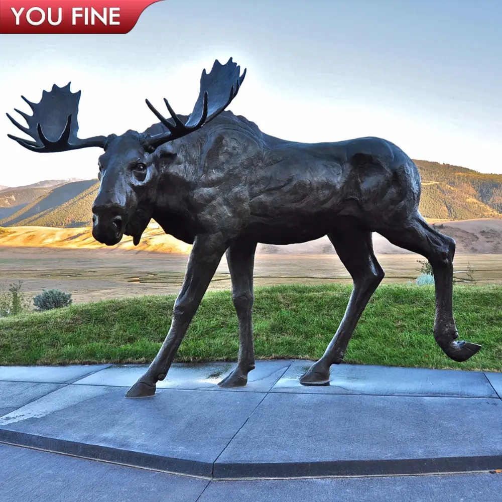 Estatua de alce de bronce de tamaño real, escultura de animales de cobre para jardín al aire libre