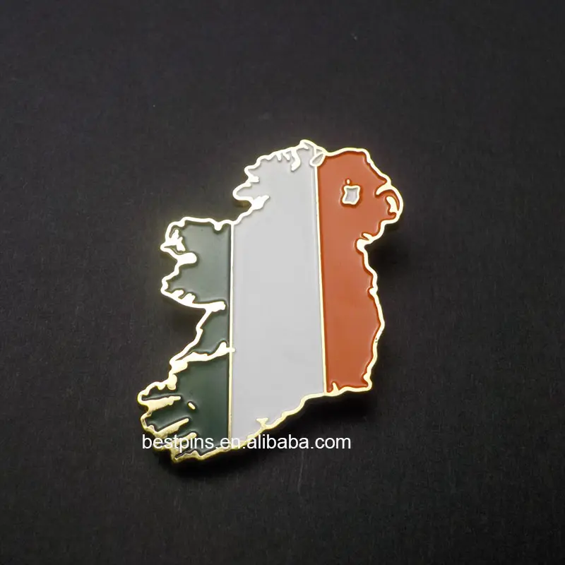 आयरलैंड मानचित्र आकार में आयरलैंड झंडा रंग धातु पिन बिल्ला