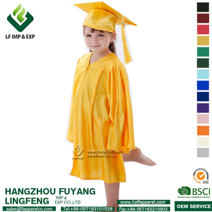 Toga y Birrete de Graduación para Niños de Jardín de Infancia - Product Image 2