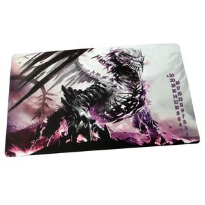 Tappetino da gioco con carte in gomma personalizzate - Product Image 4