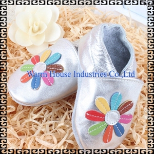 Mix 10 couleur belle souple gros <span class=keywords><strong>bébé</strong></span> mocassins d'importation de <span class=keywords><strong>bébé</strong></span> chaussures en cuir 2016 pour printemps automne - Product Image 1