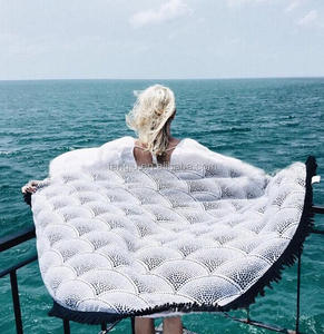Populares al aire libre/piscina 150 cm diseño personalizado impreso microfibra ronda toalla de playa con flecos - Product Image 2