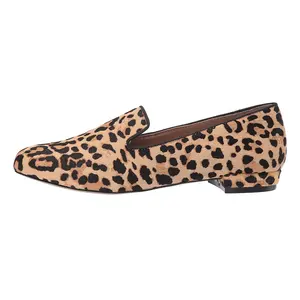 Slip on leopard leather material Dress women flat shoes