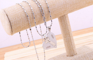Colgante de acero inoxidable con forma de corazón <span class=keywords><strong>para</strong></span> hombre y mujer, collar de rompecabezas <span class=keywords><strong>para</strong></span> parejas, regalo colorido <span class=keywords><strong>para</strong></span> enamorados, joyería al por mayor - Product Image 6