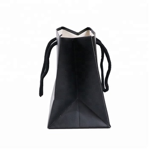 Flexo impresión colorida de <span class=keywords><strong>la</strong></span> imagen <span class=keywords><strong>restaurante</strong></span> compras embalaje bolsa de papel asa de <span class=keywords><strong>cuerda</strong></span> - Product Image 3