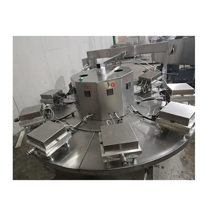 Fabricant commercial de cône de gaufre de crème glacée/rouleau d'oeufs rotatoire faisant la machine