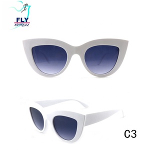 <span class=keywords><strong>2020</strong></span><span class=keywords><strong>ผู้หญิง</strong></span>อินเทรนด์<span class=keywords><strong>แว่น</strong></span>ตา Cat.3<span class=keywords><strong>แว่น</strong></span>ตา<span class=keywords><strong>กันแดด</strong></span> Polarized,Vintage แฟชั่น Cat Eye <span class=keywords><strong>แว่น</strong></span>ตา<span class=keywords><strong>กันแดด</strong></span><span class=keywords><strong>ผู้หญิง</strong></span> - Product Image 6