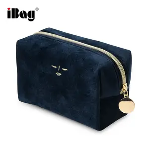 Fashion Luxury Wholesale Toiletry Contents Velvet Cosmetic Bag Winter Velvet Makeup Bag Travel Cosmetic Bag Organizer