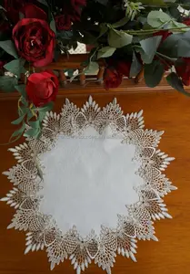 Alledaagse Waterdichte Geborduurde Bloem Doily Tafelbedekking Voor Thanksgiving