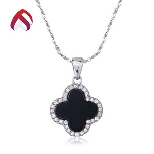925 Liontin Kalung Bunga Onyx Hitam Empat Daun Semanggi Panjang Keberuntungan Perak - Product Image 1