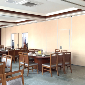 Pemisah ruangan akustik dinding partisi dapat dipindah untuk lipat geser kedap suara untuk konferensi sekolah gym supermarket meja makan - Product Image 5