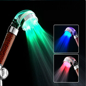 Romantica testa doccia LED controllo temperatura risparmio acqua pressione aumentata disponibili 3 colori rubinetto <span class=keywords><strong>bagno</strong></span> <span class=keywords><strong>accessori</strong></span> - Product Image 2