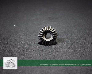 Engrenages coniques miniatures de précision à main droite, en acier de haute qualité, certifiés ISO9001, personnalisés, conception Zerol - Product Image 5