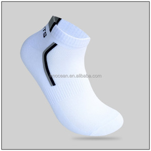 Lucidez algodón color sólido moda boca baja absorber el sudor calcetines barco Calcetines - Product Image 2